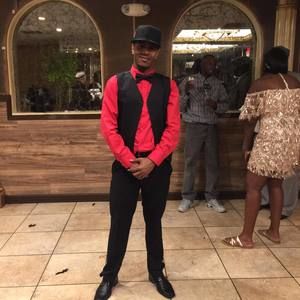 Meet your Posher, Devin